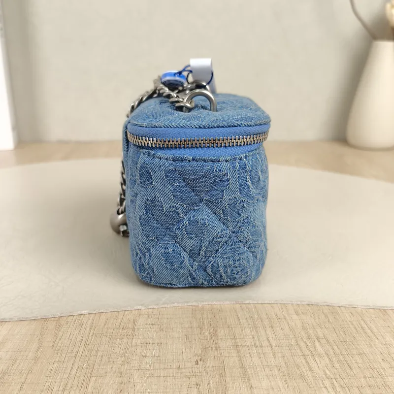 Chanel Crossbody Bag23p Edition Blue nano10 × 7 × 9 cm — detail view 6 of 12