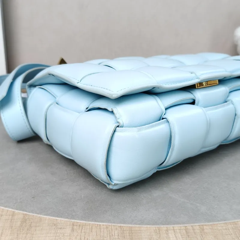 Bottega Veneta Crossbody Bag Padded Cassette Woven Blue Lambskin Medium26 × 8 × 18 cm — detail view 3 of 14