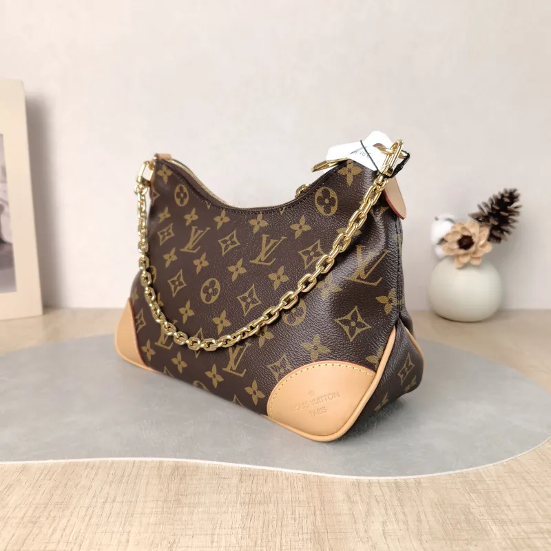 Louis Vuitton Crossbody Bag Boulogne PVC Small 26 × 9.5 × 16 cm — cover view 4 of 6