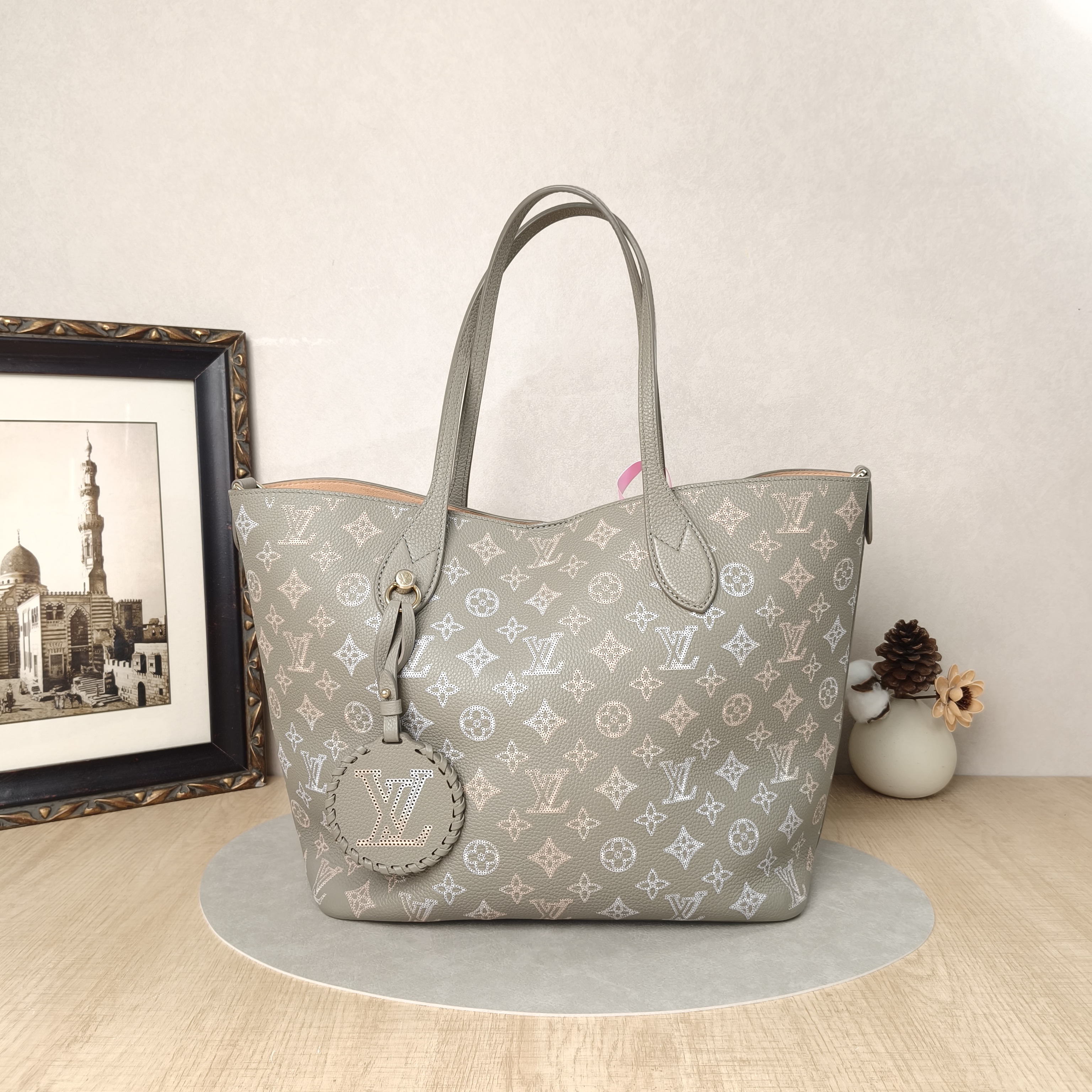 Louis Vuitton Shoulder Bag Blossom Top Handle Bag Grey Calfskin Medium30 × 16 × 27.5 cm