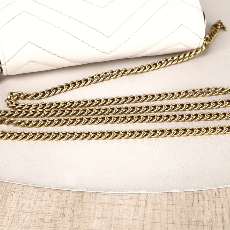 GUCCI Crossbody Bag GG Marmont Mini Marmont Mini White Calfskin Mini 16.5 × 4.5 × 9.5 cm — detail view 2 of 11