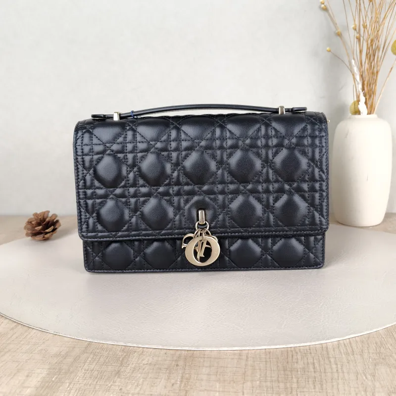 DIOR Crossbody Bag My Chain Bag Black Lambskin24 × 6.5 × 15 cm