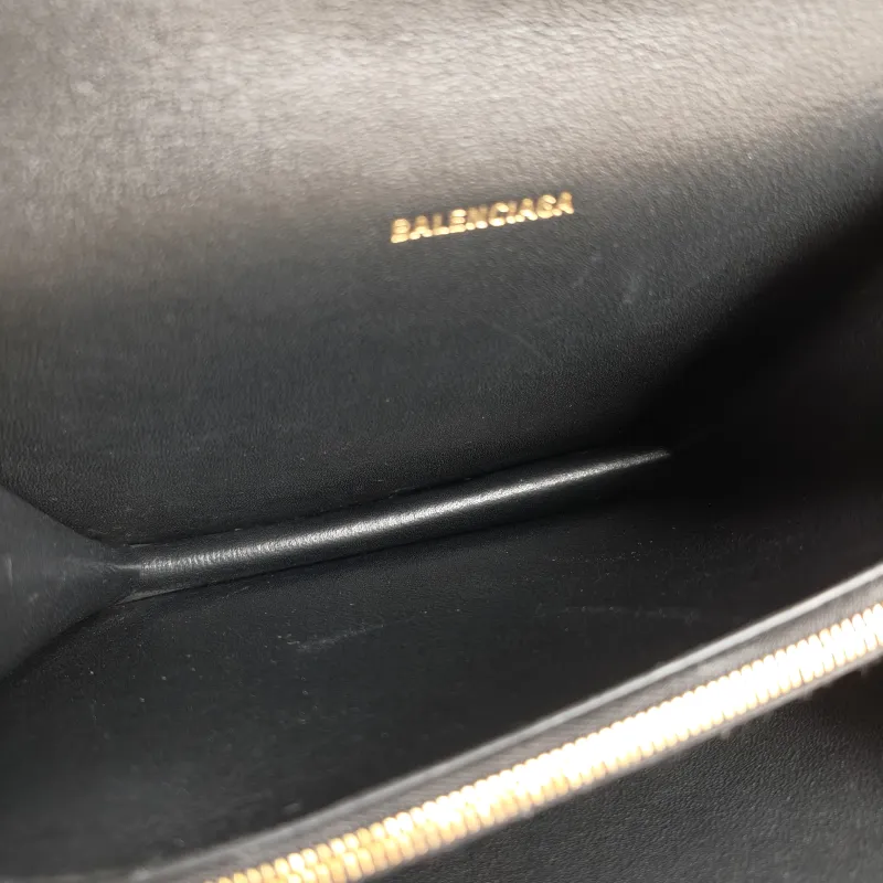 BALENCIAGA Crossbody Bag Crossbody Bag Black Calfskin 19.5 × 8 × 16 cm — detail view 7 of 11
