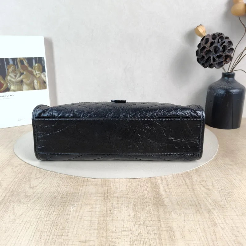 SAINT LAURENT Shoulder Bag NIKI SHOPPING Shopping Tote Black Calfskin Medium33 × 11.5 × 27 cm — cover view 4 of 6