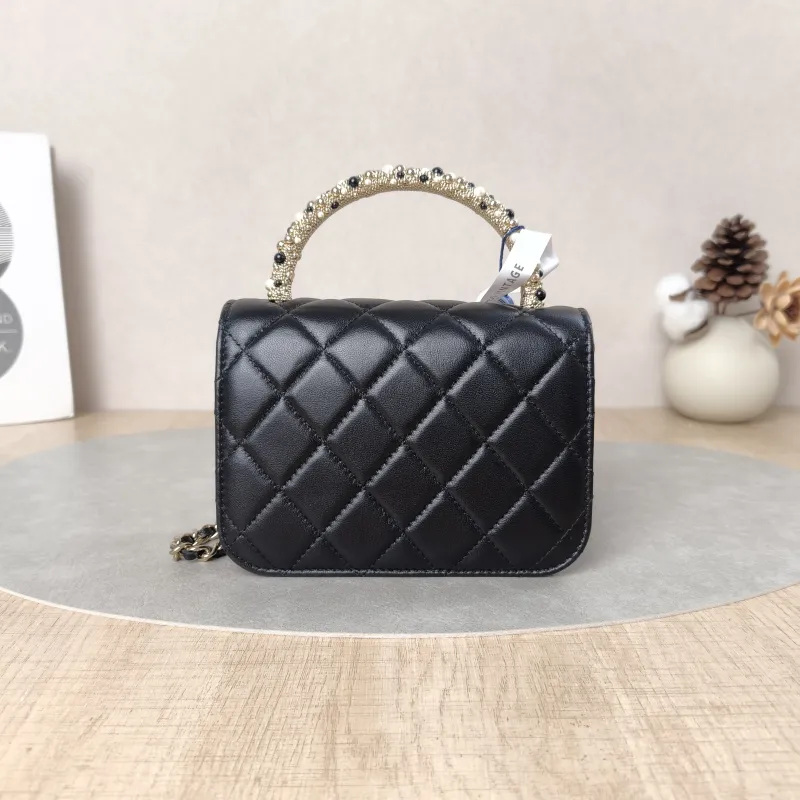 Chanel Crossbody Bag26c Pearl Black Lambskinmini15 × 5.5 × 10.5 cm — cover view 6 of 6