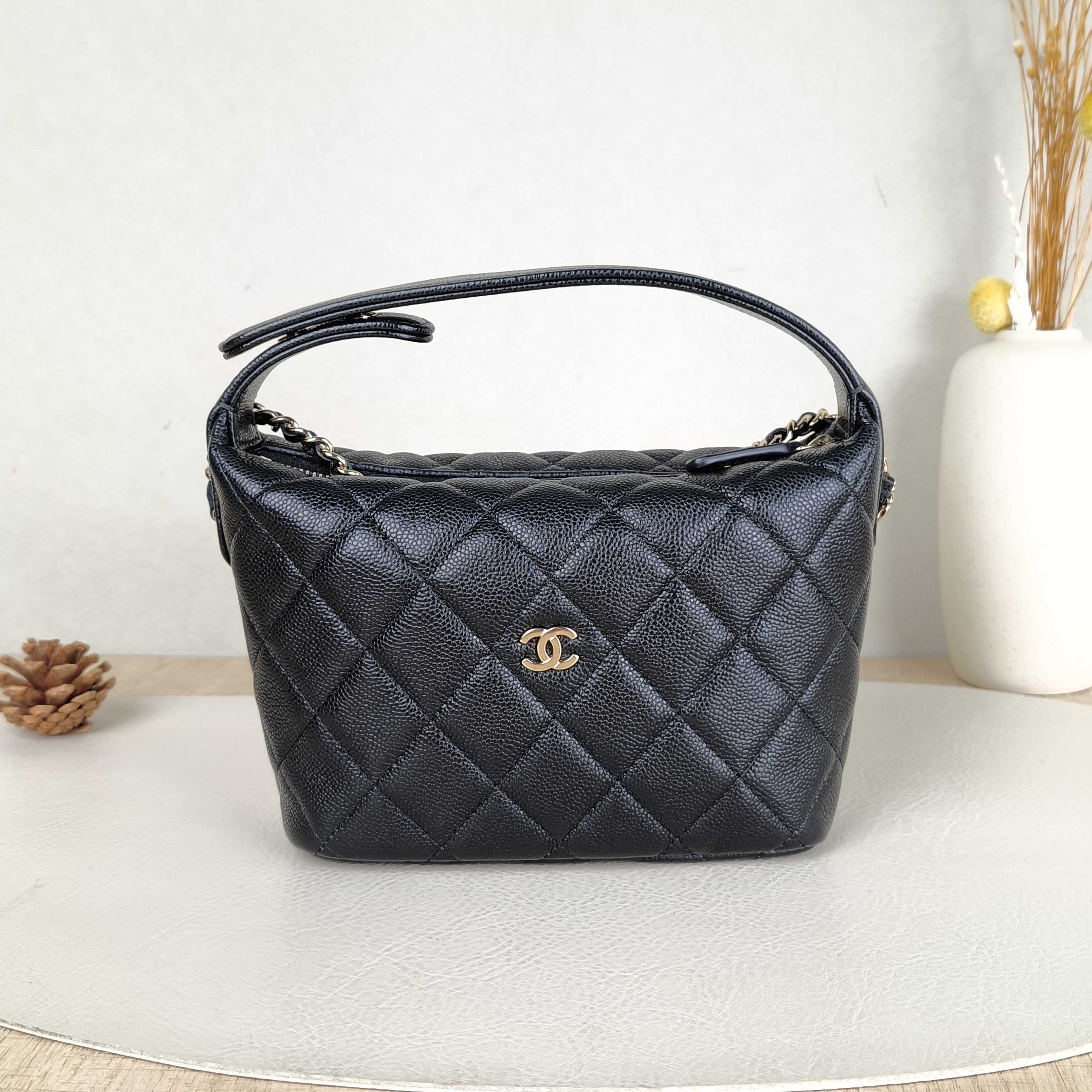 CHANEL Bag 25c 19*6*11