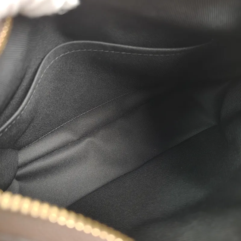 Louis Vuitton Crossbody Bag ODEON Monogram PVC Small 24 × 8 × 22 cm — detail view 3 of 12