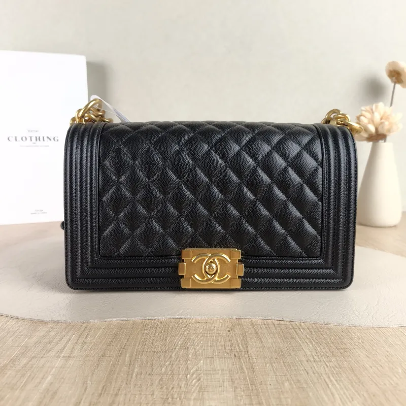 Chanel Crossbody Bag Le Boy​ Black Grained Calfskin Medium 25 × 9 × 15 cm