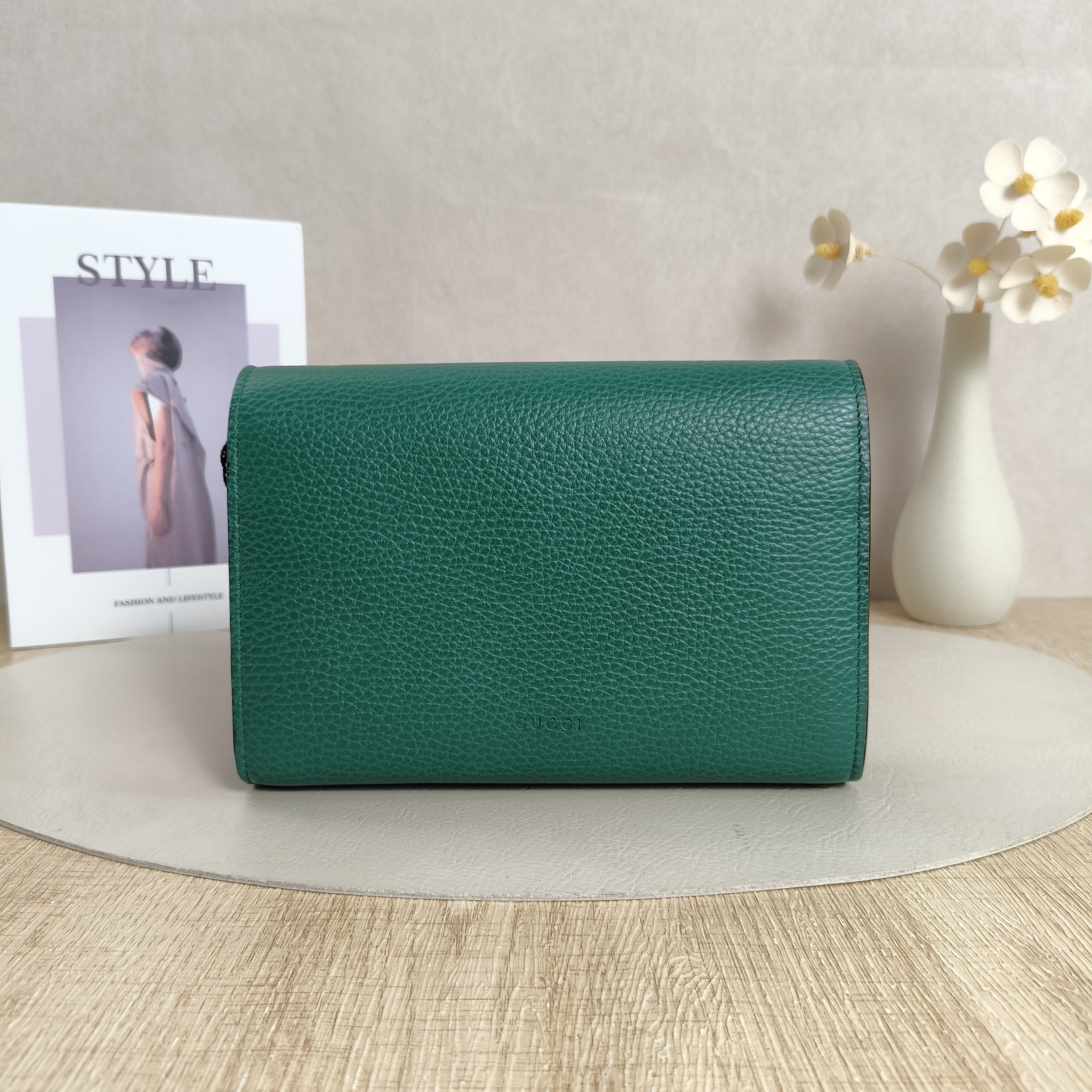 GUCCI Dionysus Wallet woc mini Green Calfskin · Dust Bag Shoulder Strap · 20 × 6 × 13 cm — cover view 2 of 11