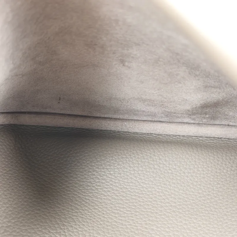 Hermès Crossbody Bag Evelyne 29 29 Taurillon Clemence TC Calfskin Small 29 × 8 × 30 cm W — detail view 10 of 10