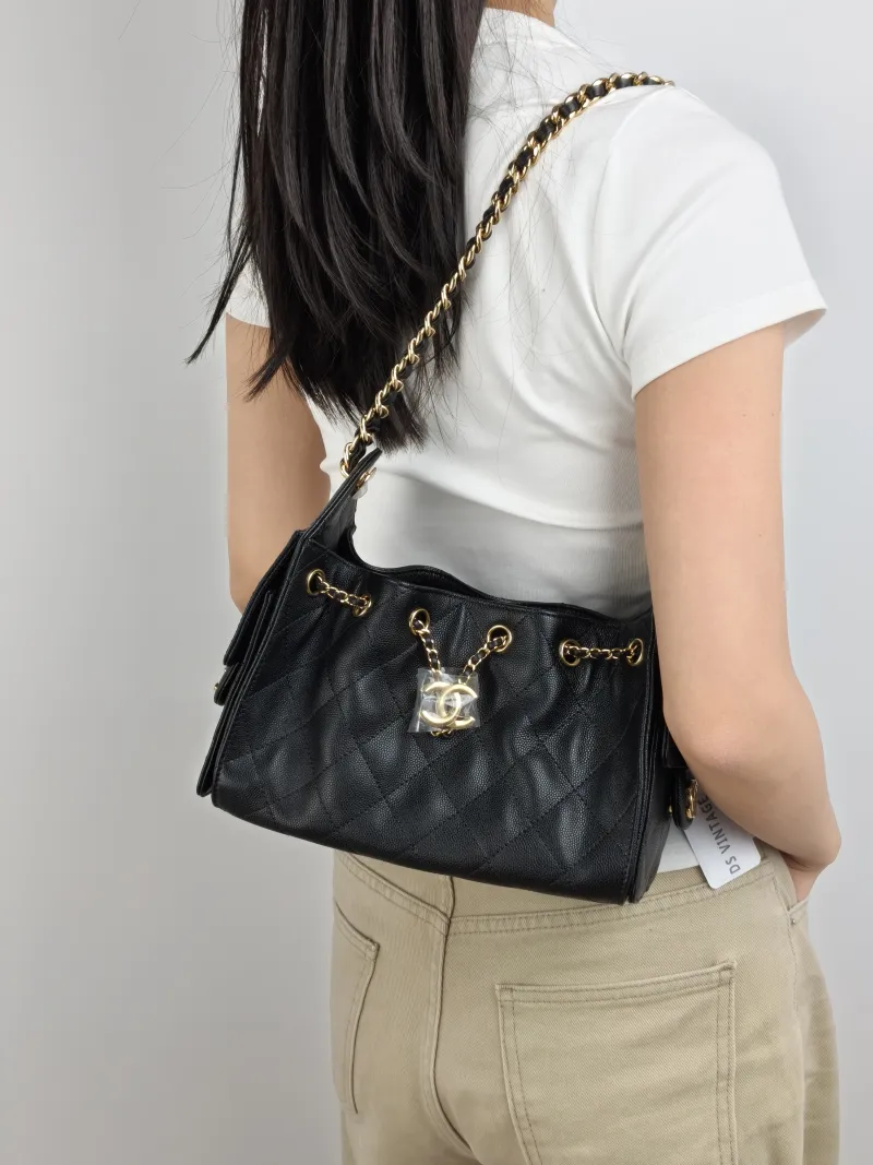Chanel Shoulder Bag 25Bag Black Grained Calfskin Mini 20 × 12.5 × 22 cm — on-model view 2 of 2