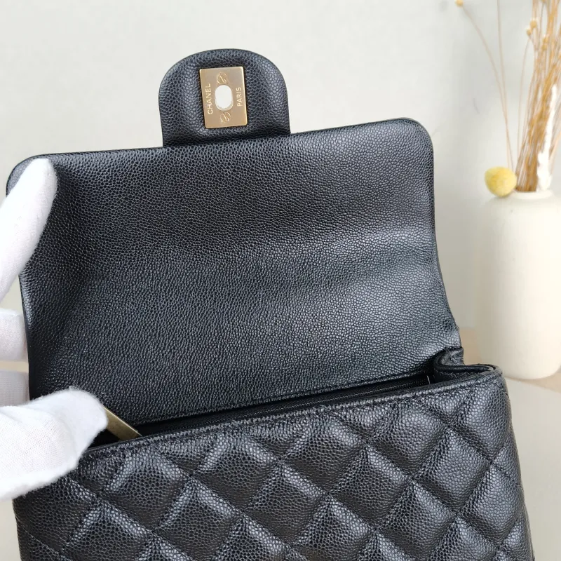 Chanel Crossbody Bag25b mini Black Grained Calfskin One Size20 × 6 × 12 cm — detail view 8 of 14