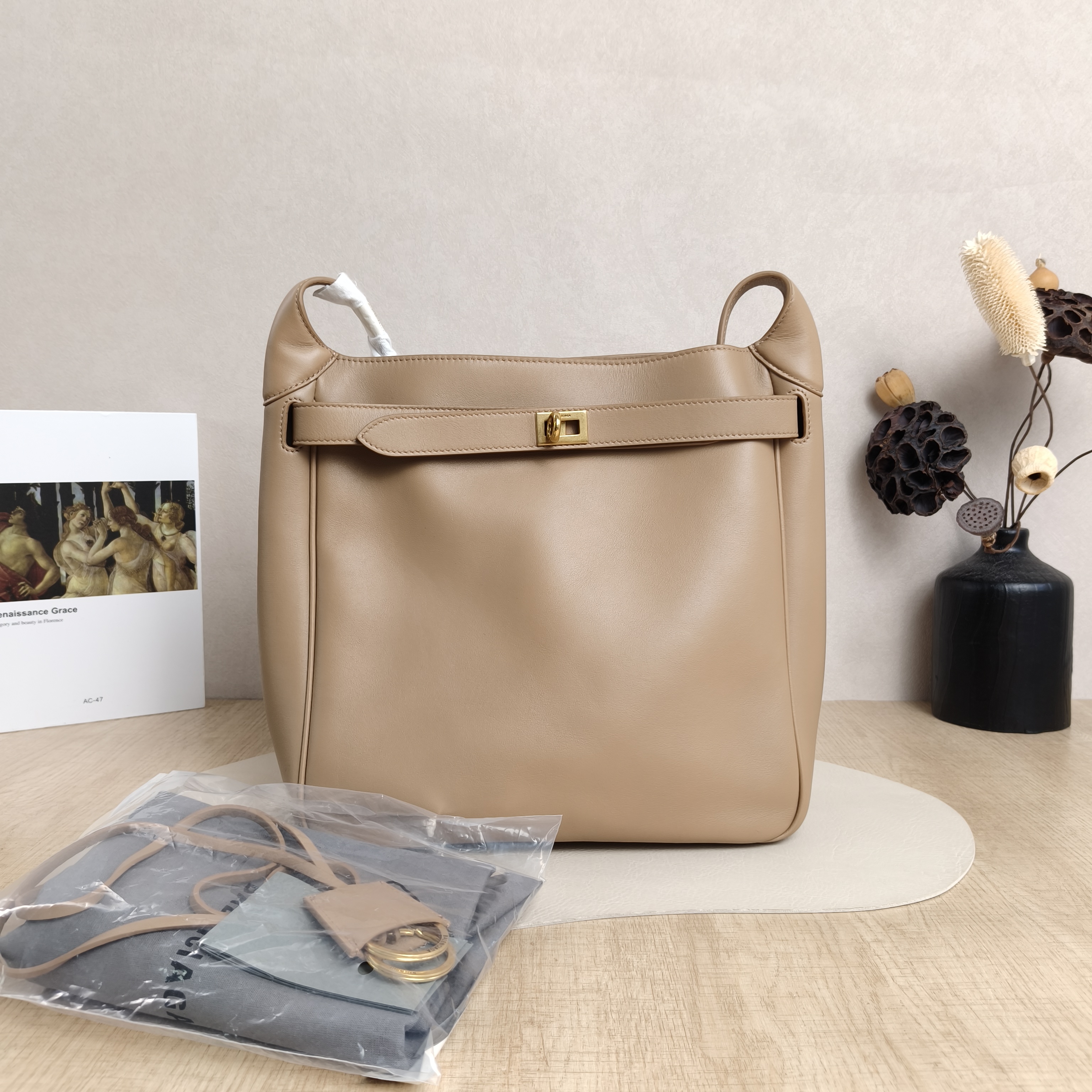 BALENCIAGA Crossbody Bagbel air Shoulder Crossbody Bag Gold Brown Calfskin Small25 × 10 × 27 cm — cover view 2 of 6