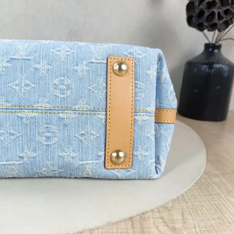 Louis Vuitton Crossbody Bag Carryall Blue Small 29 × 12 × 24 cm — detail view 3 of 14
