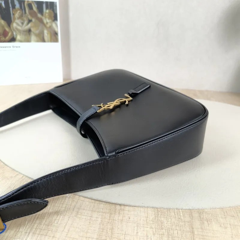 SAINT LAURENT Shoulder Bag LE 5 À 7 Black Calfskin Small23 × 6.5 × 16 cm — detail view 8 of 12