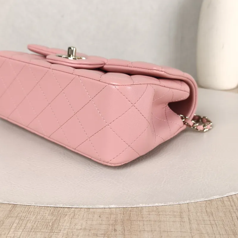 Chanel Crossbody Bag23k logo mini Pink Lambskin mini20 × 6 × 12 cm — detail view 9 of 14