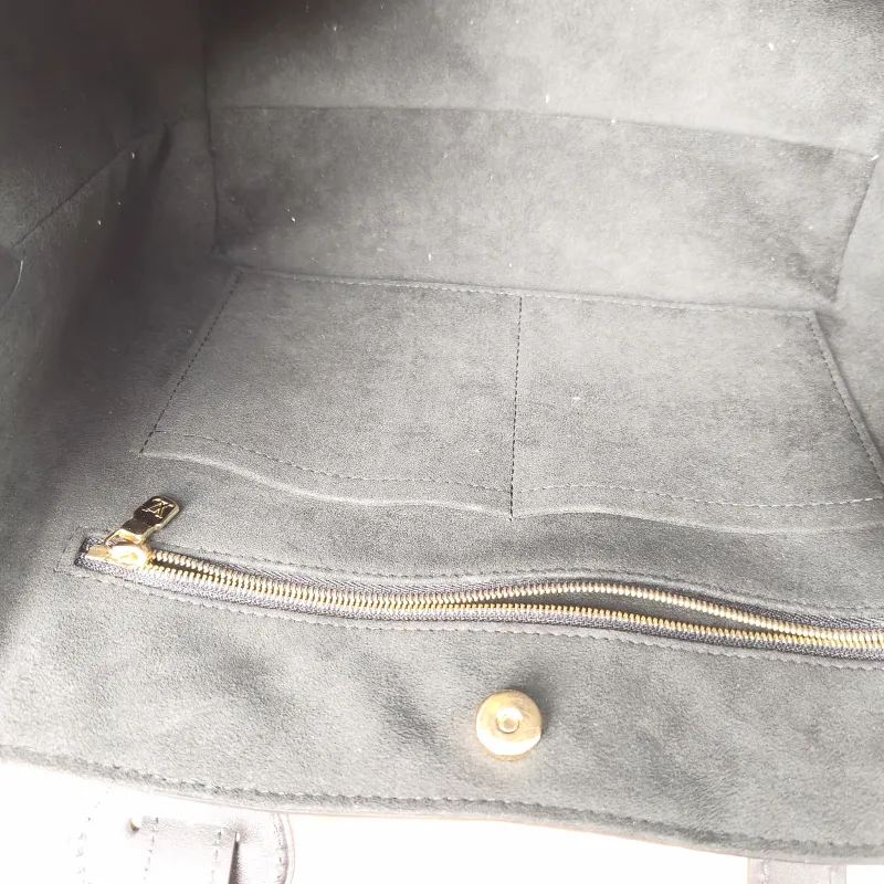 Louis Vuitton Shoulder Bag All In One Black Calfskin Small40 × 15 × 22 cm — detail view 1 of 14