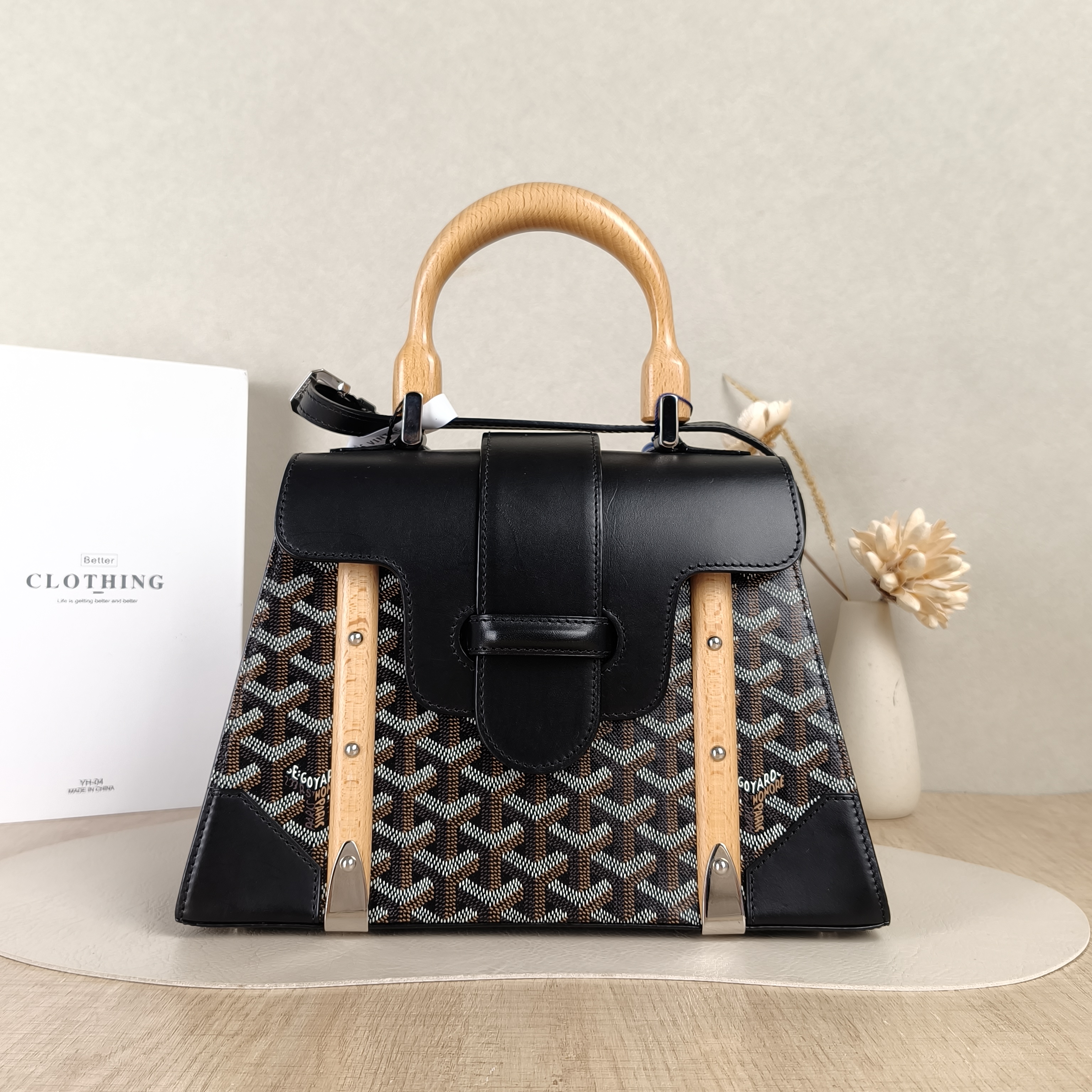 GOYARD Crossbody Bag Saïgon Black PVC Small28 × 12 × 20 cm