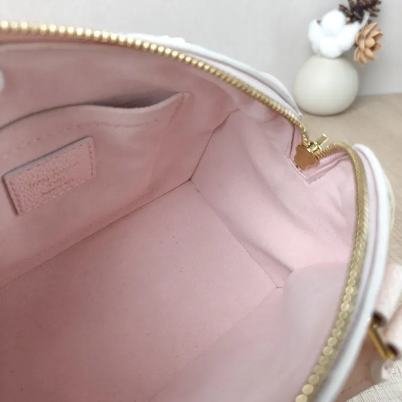 Louis Vuitton Crossbody Bag Speedy20 Calfskin One Size 20.5 × 12 × 13.5 cm — detail view 11 of 11