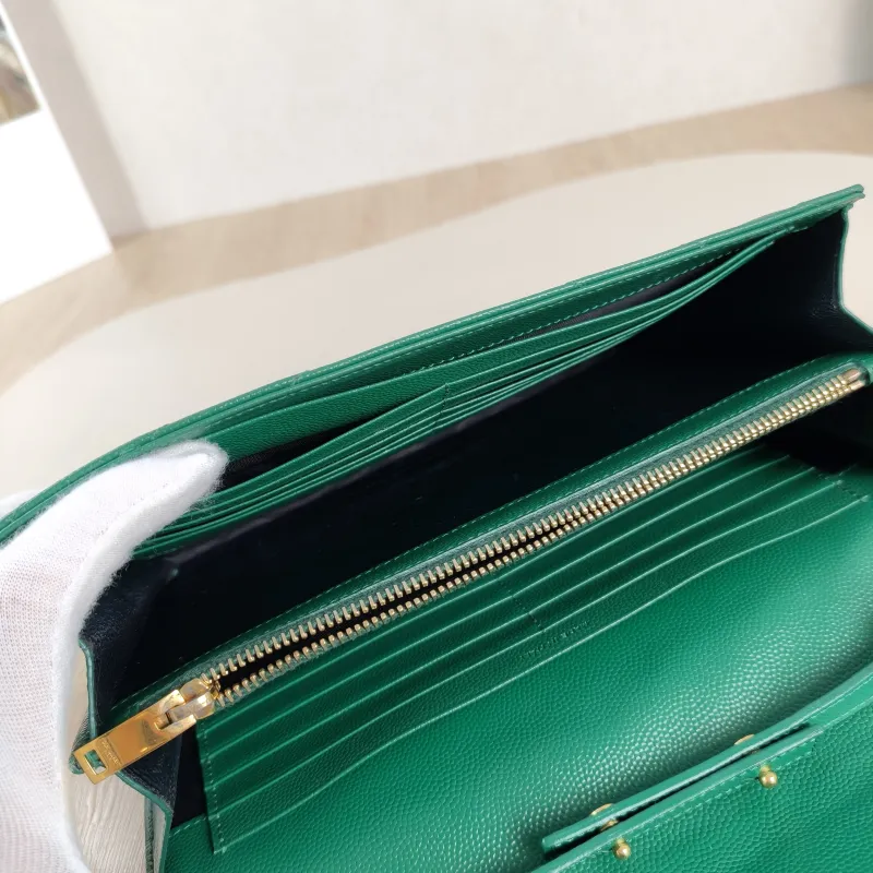 SAINT LAURENT Crossbody Bag CASSANDRE ENVELOPE Green Calfskin One Size 22.5 × 4 × 14 cm — detail view 6 of 11
