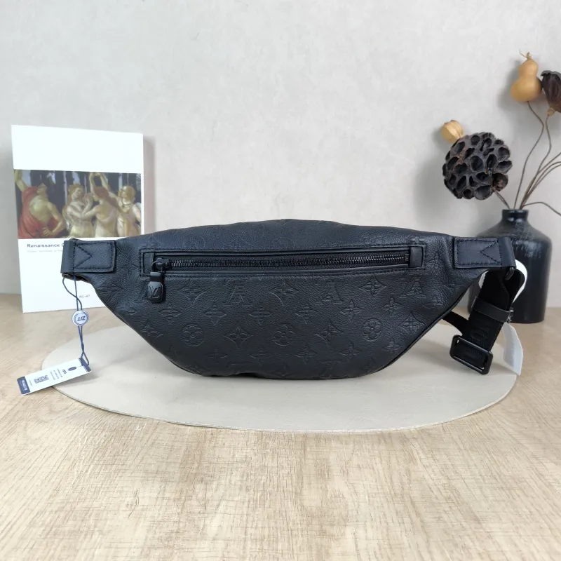 Louis Vuitton Belt Bag DISCOVERY Belt Bag Black Calfskin Small 44 × 9 × 15 cm — cover view 3 of 5