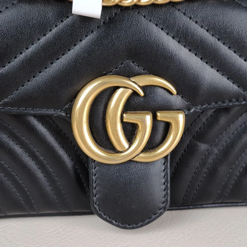 GUCCI Crossbody Bag GG Marmont Small Marmont 22Black CC alfskin Small22 × 6 × 13 cm — detail view 8 of 12
