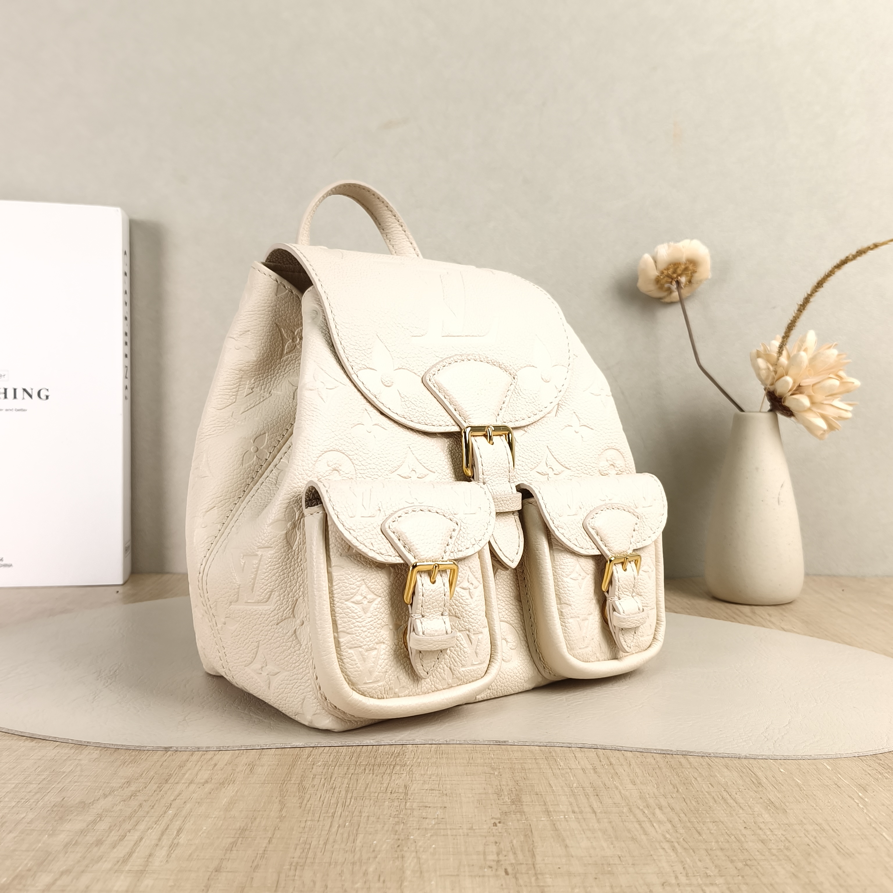 Louis Vuitton Backpack Backup Backpack White Calfskin One Size20 × 14 × 22 cm — cover view 5 of 5