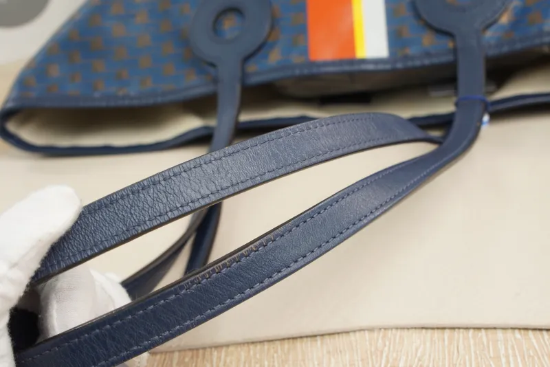 Moynat Blue · Dust Bag · 34 × 14 × 26 cm — detail view 8 of 15