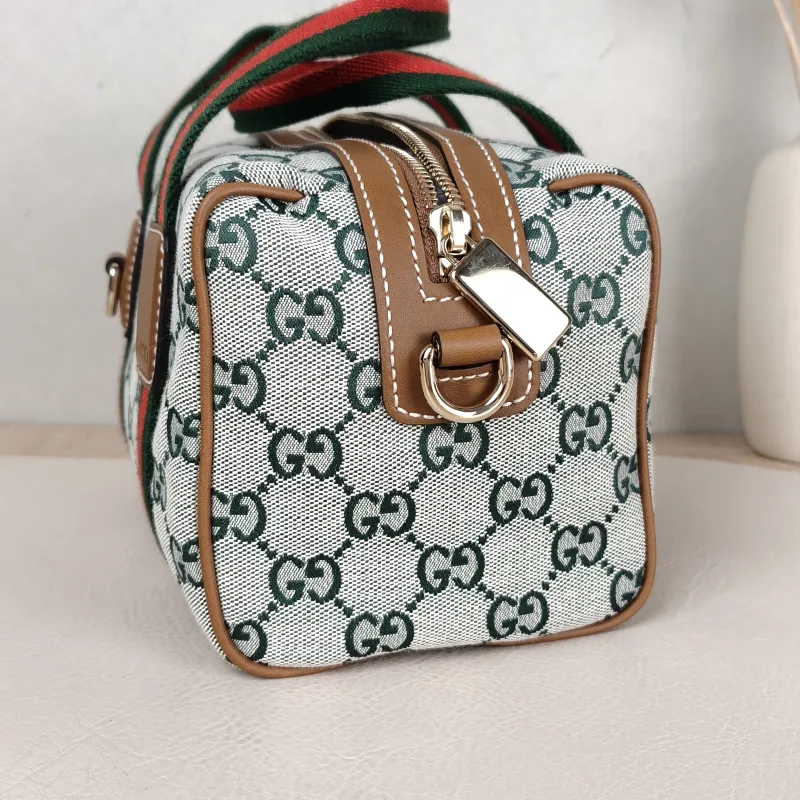 GUCCI Crossbody Bag GG Collection Green Canvas Mini 20 × 13 × 13 cm — detail view 1 of 11