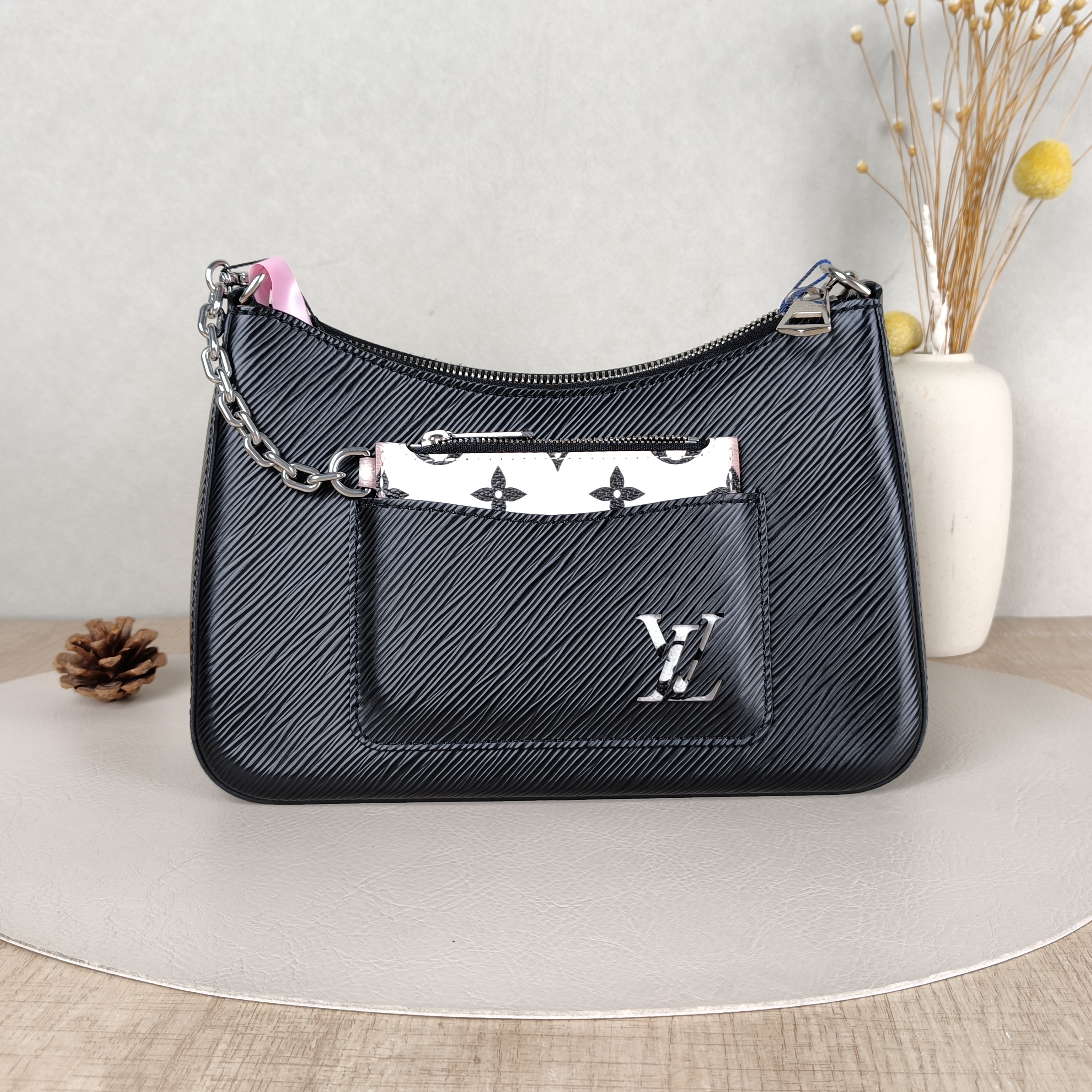 Louis Vuitton Crossbody Bag MARELLE Black Epi Embossed Calfskin Small25 × 8 × 15 cm