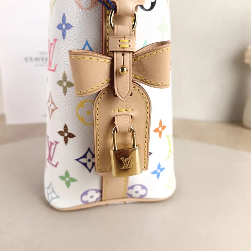 Louis Vuitton Top Handle Bag ALL IN BB Multicolore PVC BB 16 × 12 × 18 cm — detail view 5 of 11