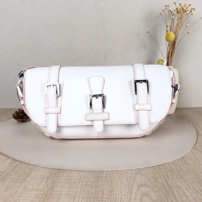 LOEWE Shoulder Bag Shoulder Bag White Calfskin One Size31 × 3.5 × 16 cm