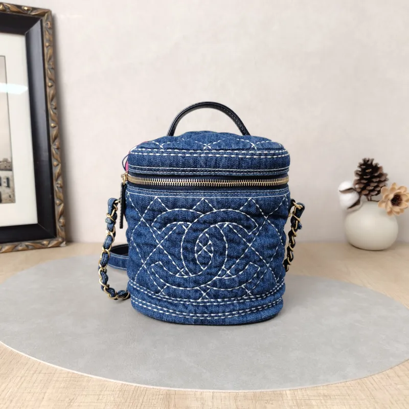 Chanel Top Handle Crossbody Bag Blue One Size17 × 13 × 18 cm