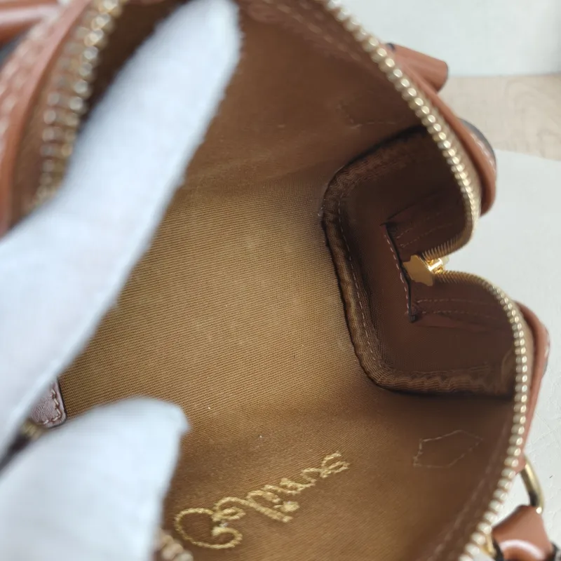 CELINE Crossbody Bag Monogram PV Cmini14 × 7.5 × 9.5 cm — detail view 5 of 11