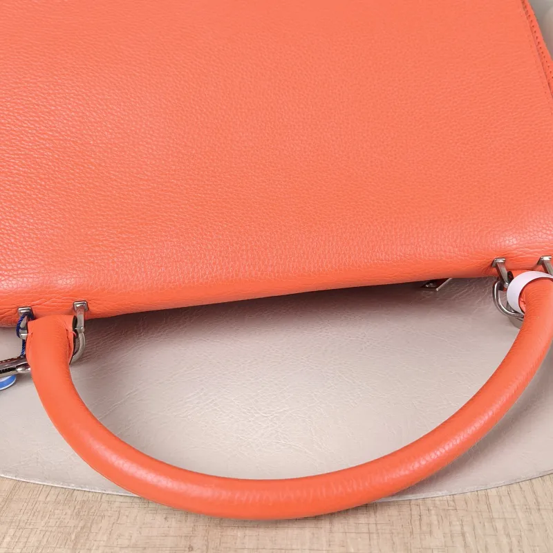 CELINE Crossbody Bag Trapeze Red Calfskin 30 × 17 × 23 cm — detail view 7 of 12