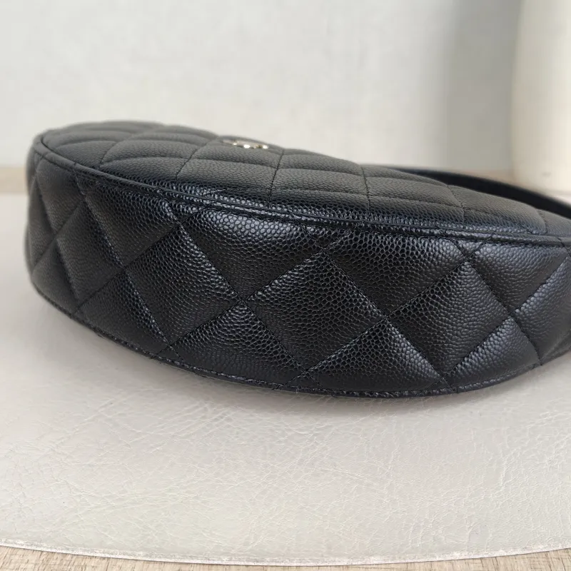 Chanel Crossbody Bag Top Handle Crossbody Bag Black Grained Calfskin 22 × 5.5 × 12 cm — detail view 8 of 12