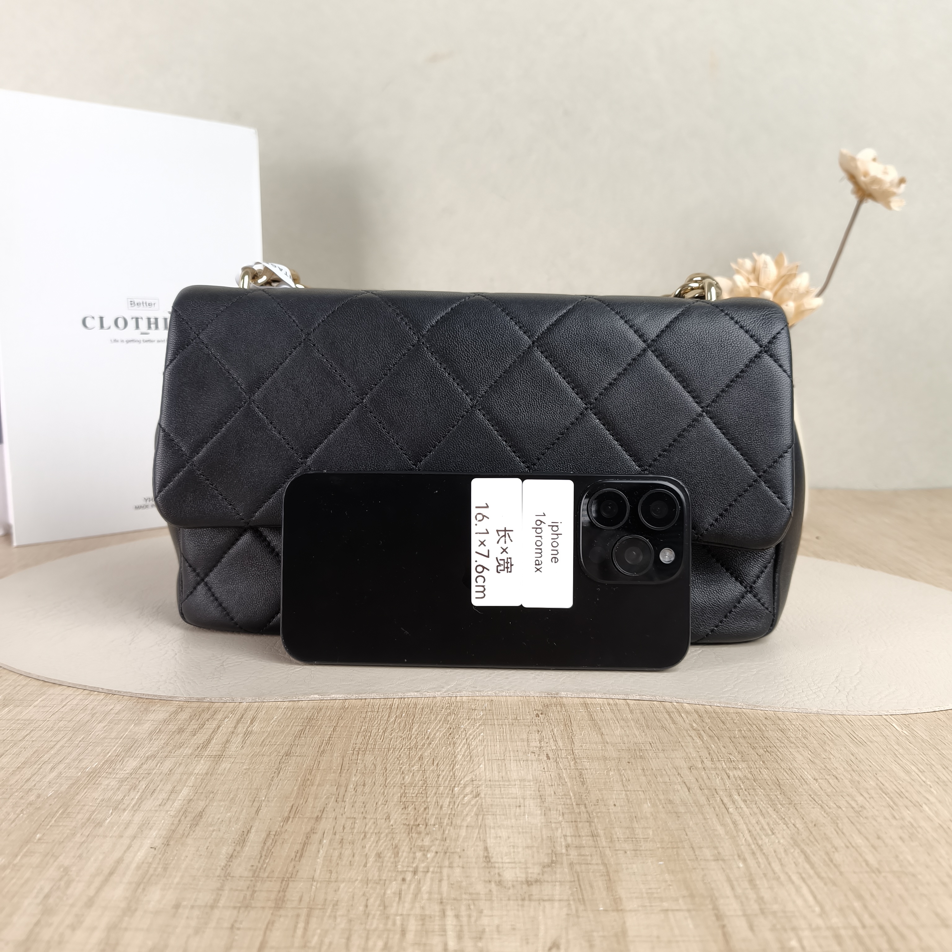 Chanel Crossbody Bagcf Crossbody Bag Black Lambskin One Size26 × 7 × 15 cm — cover view 2 of 5