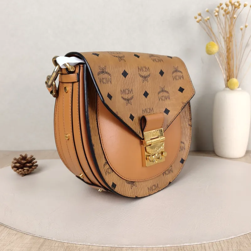 MCM Crossbody Bag Top Handle Crossbody Bag One Size 20.5 × 8.5 × 18 cm — cover view 4 of 5