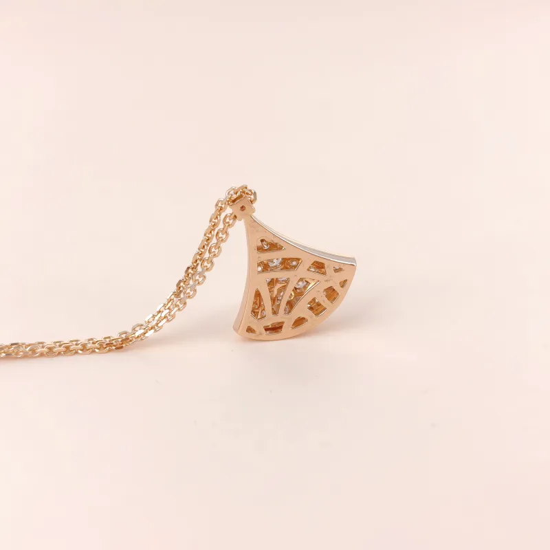 Bvlgari Necklace Divas' Dream Pavé Diamond Rose Gold Diamond18KR ose Gold Small 43cm — cover view 2 of 9