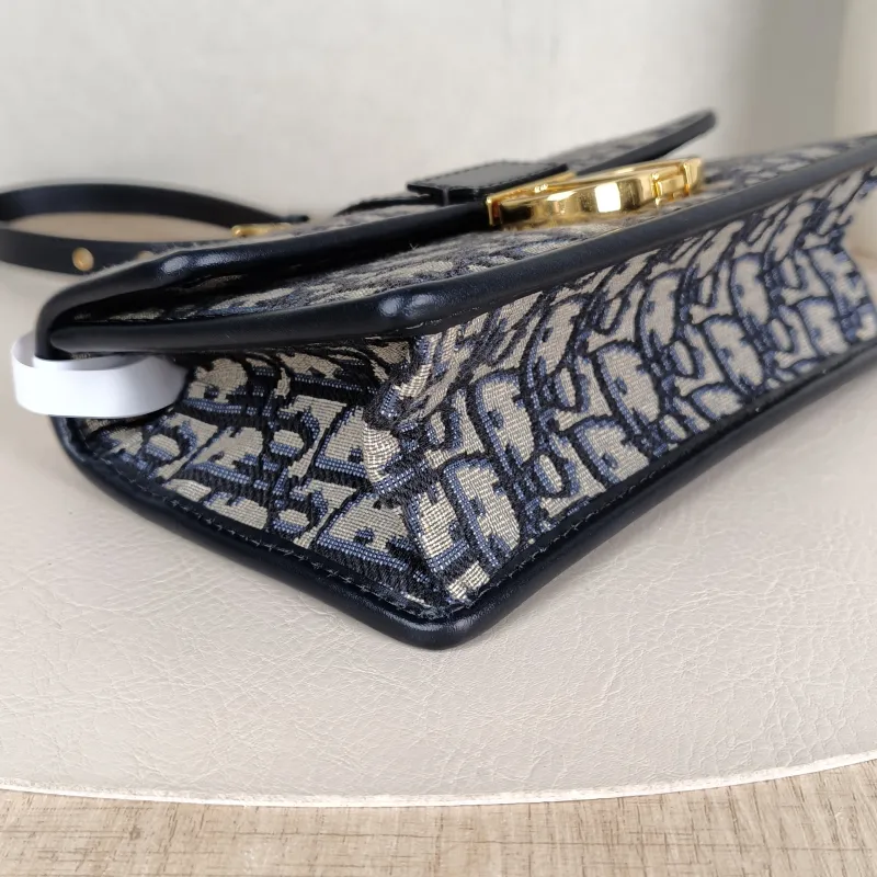 DIOR Crossbody Bag30 Montaigne East-West 30Blue Canvas Small21 × 6 × 12 cm — detail view 7 of 12