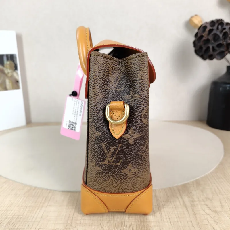Louis Vuitton Crossbody Bag Steamer 15 Shoulder Bag Brown PVC · Calfskin One Size 16.5 × 8.5 × 20 cm — detail view 8 of 11
