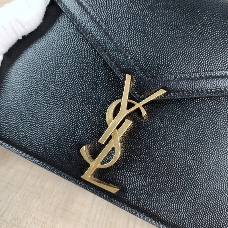 SAINT LAURENT Crossbody Bag Cassandra Black Grained Calfskin Medium 22 × 5.5 × 16.5 cm — detail view 3 of 13
