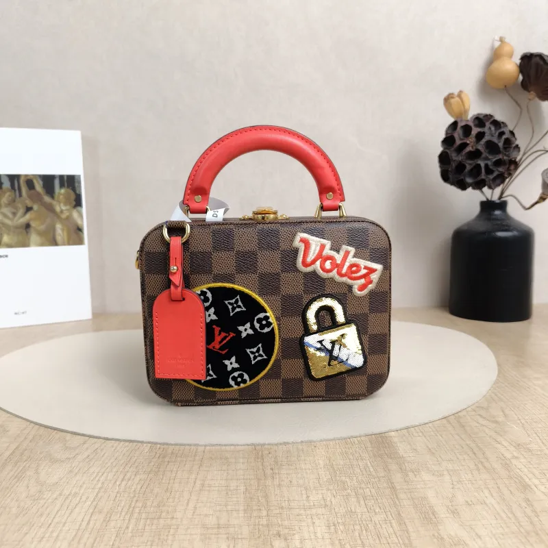 Louis Vuitton Shoulder Bag Stories Box Box PVC One Size19 × 5.5 × 14.5 cm
