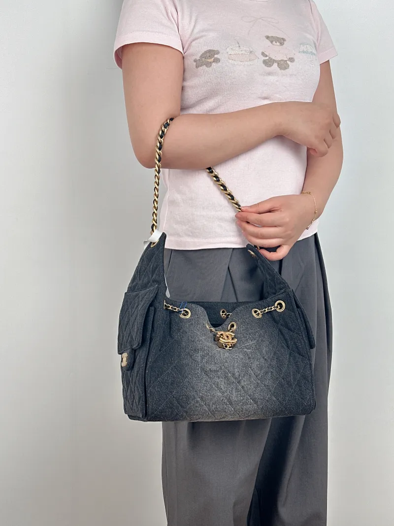 Chanel Shoulder Bag 25Bag Grey Small 26 × 14 × 30 cm — on-model view 1 of 2