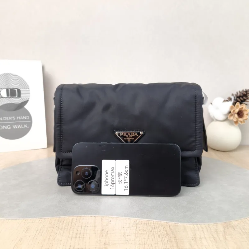 PRADA Crossbody Bag Messenger Bag Crossbody Bag Black Nylon One Size 23 × 8.5 × 17 cm — cover view 2 of 5