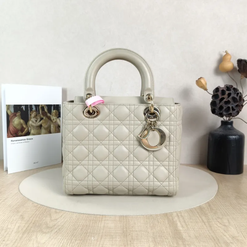 DIOR Top Handle Bag Lady Lady Dior Bag Grey Lambskin Medium24 × 12 × 21 cm