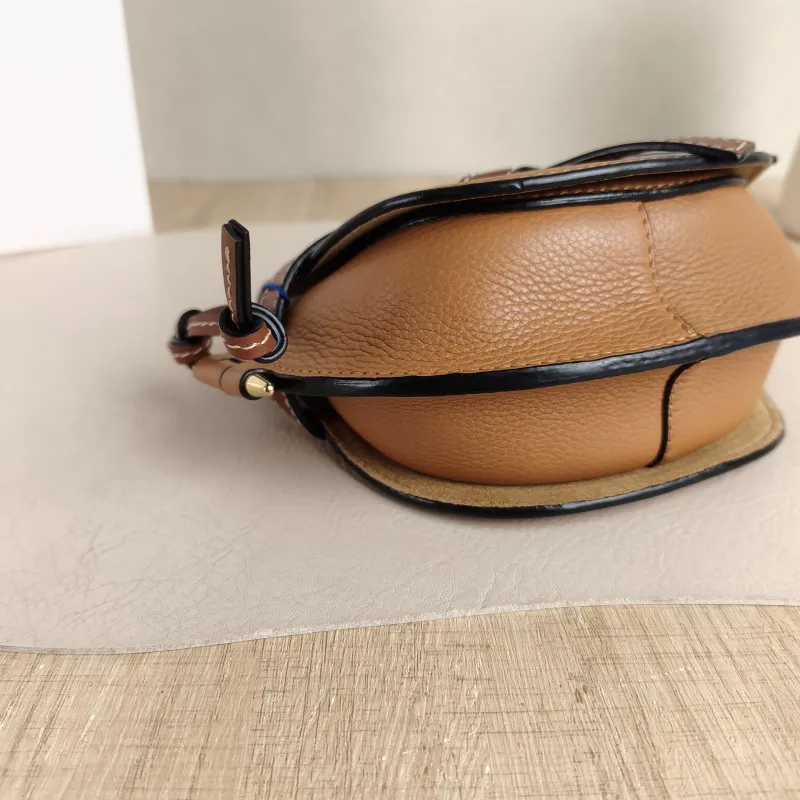 LOEWE Crossbody Bag Gate Caramel Calfskin Mini 15 × 8 × 12.5 cm — detail view 7 of 11