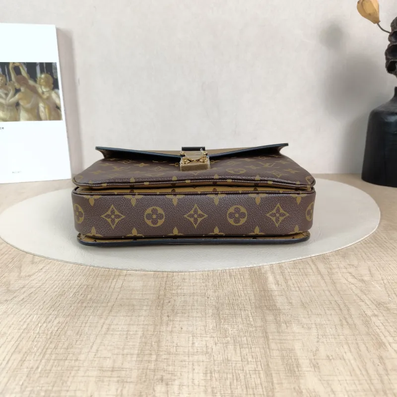 Louis Vuitton Crossbody Bag Pochette Métis Monogram Colorblock PVC Medium25 × 7 × 19 cm — cover view 5 of 5