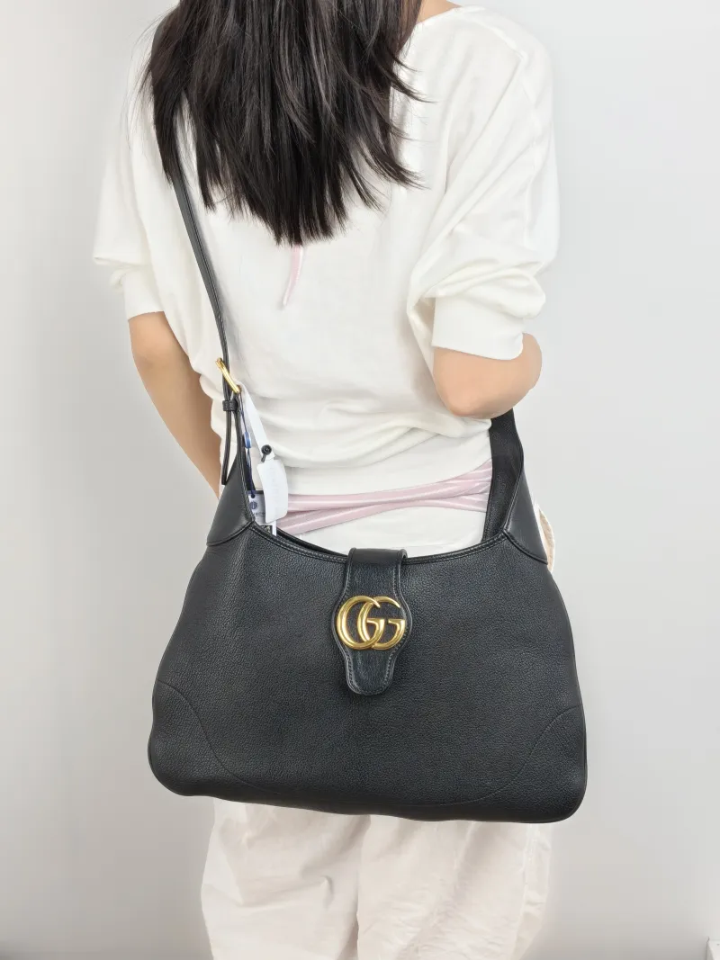 GUCCI Shoulder Bag Aphrodite Hobo Black Calfskin Medium 39 × 2 × 38 cm — on-model view 2 of 3