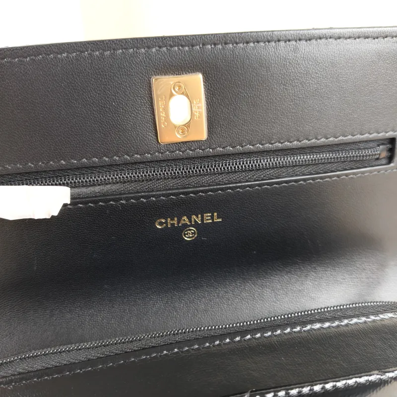 Chanel Crossbody Bag woc Black Waxed Leather One Size 19.2 × 3.5 × 12.3 cm — detail view 8 of 13